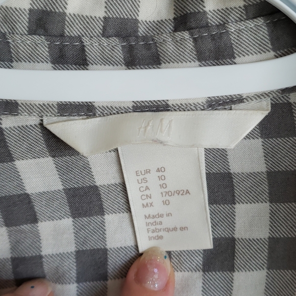 GUC H&M top - Picture 3 of 3